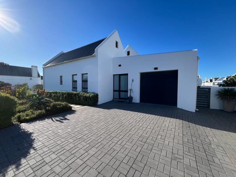 4 Bedroom Property for Sale in Dwarskersbos Western Cape